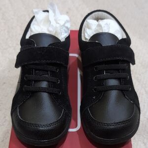 See Kai Run Randall III Black Sneakers Leather Shoes Lining Leather Sz 13US EU31